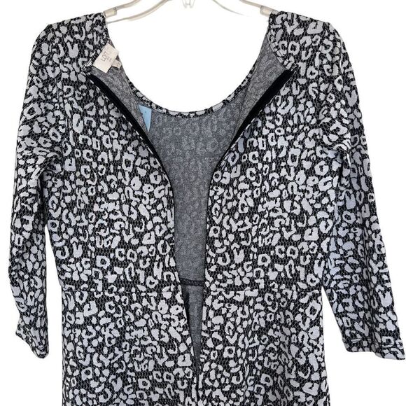 Loft Black/White Animal Print 3/4 Sleeve Knit Fit & Flare Dress Size 6P - Picture 7 of 9